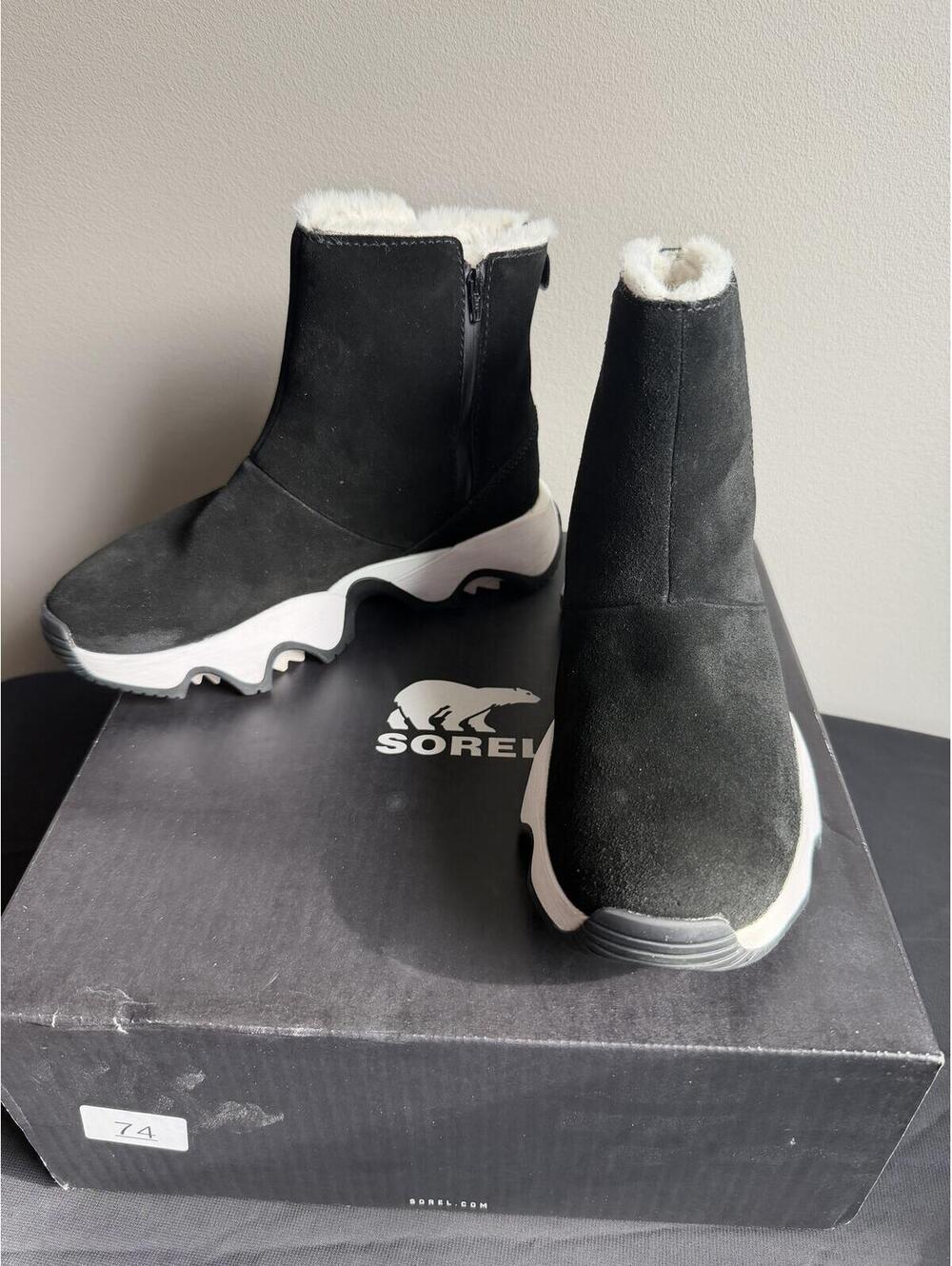 Sorel Kinetic Impact Short Boot waterproof and insulated boots in black,sea salt